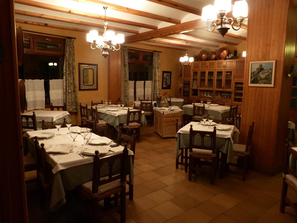Hotel Esther La Virgen de la Vega Buitenkant foto